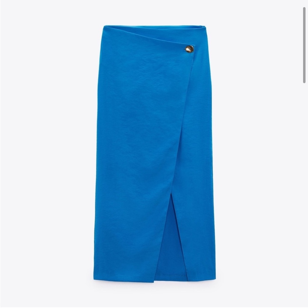 Zara Satin Effect Wrap Skirt
NWT, XS